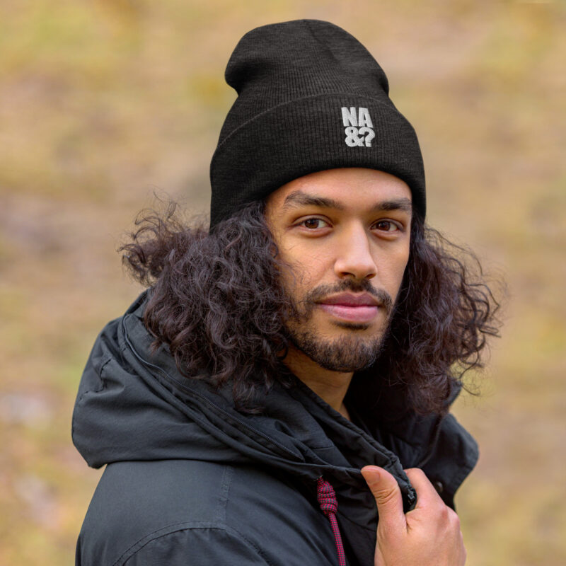 Na und? - Umgeschlagene Beanie – Accessoires – HOB Products