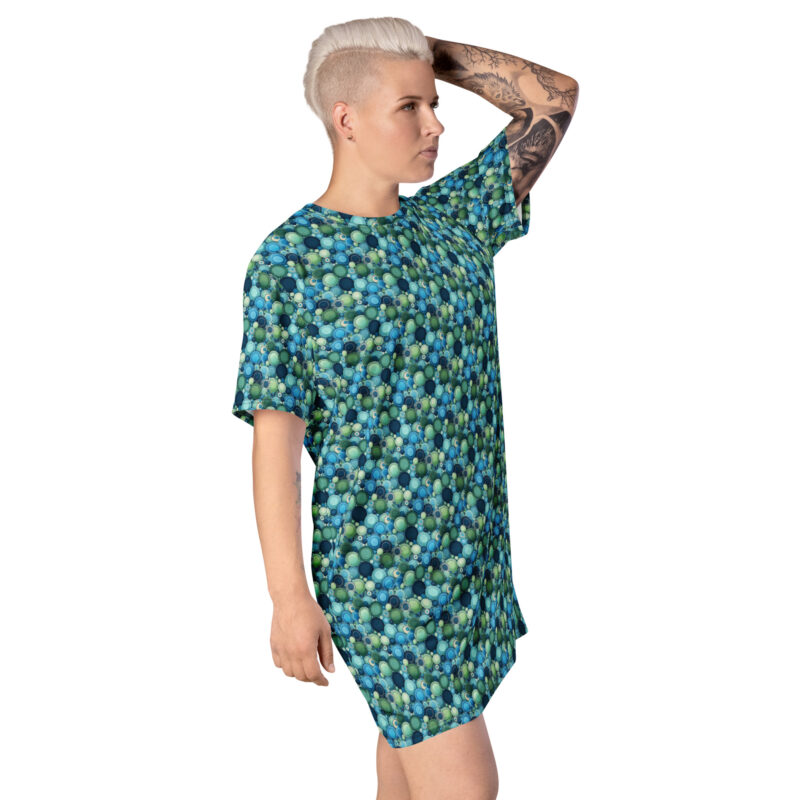 „Knopfkosmos“ – T-Shirt-Kleid – Allover – HOB Products