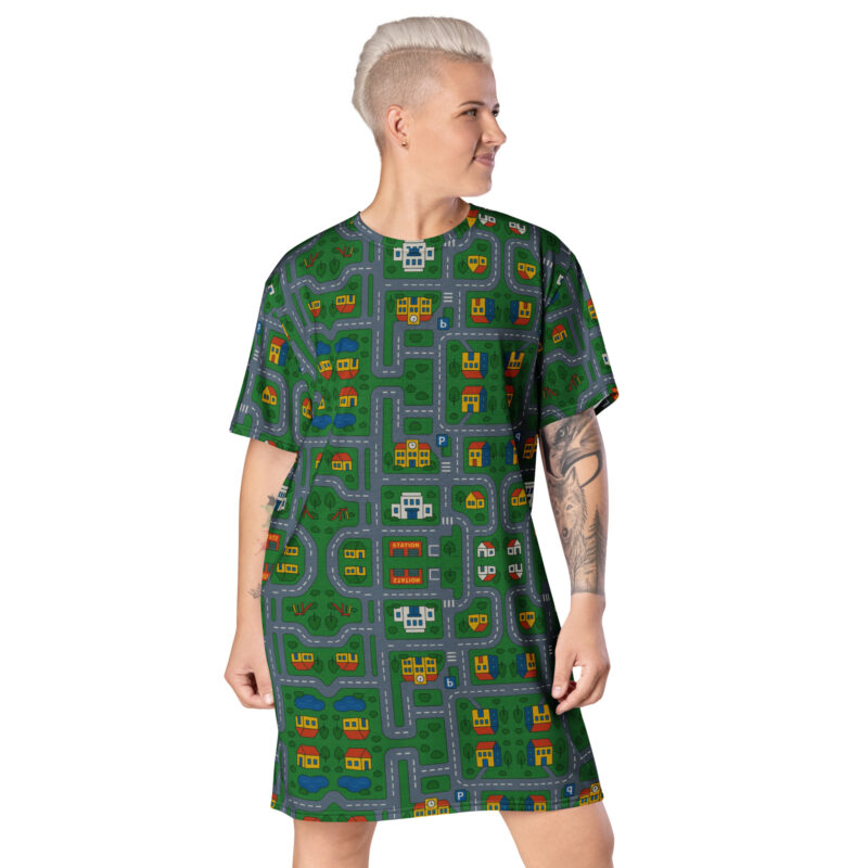„Zurück in die Mini-Metropole“ – T-Shirt-Kleid – Allover – HOB Products