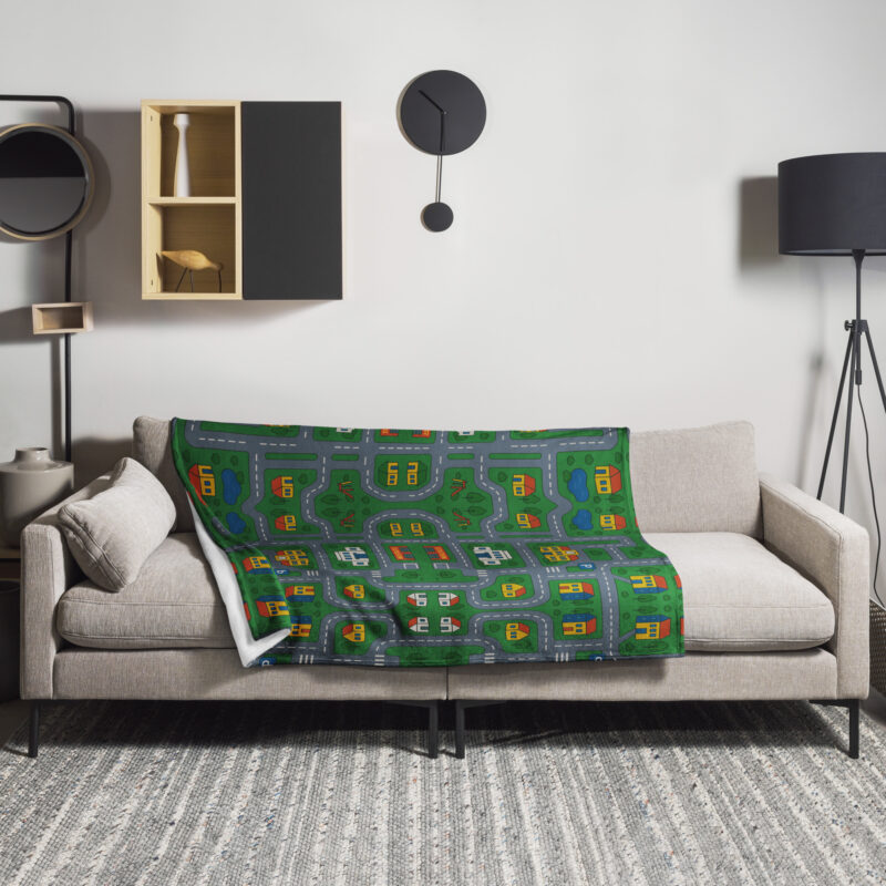 „Zurück in die Mini-Metropole“ – Tagesdecke – Allover – HOB Products
